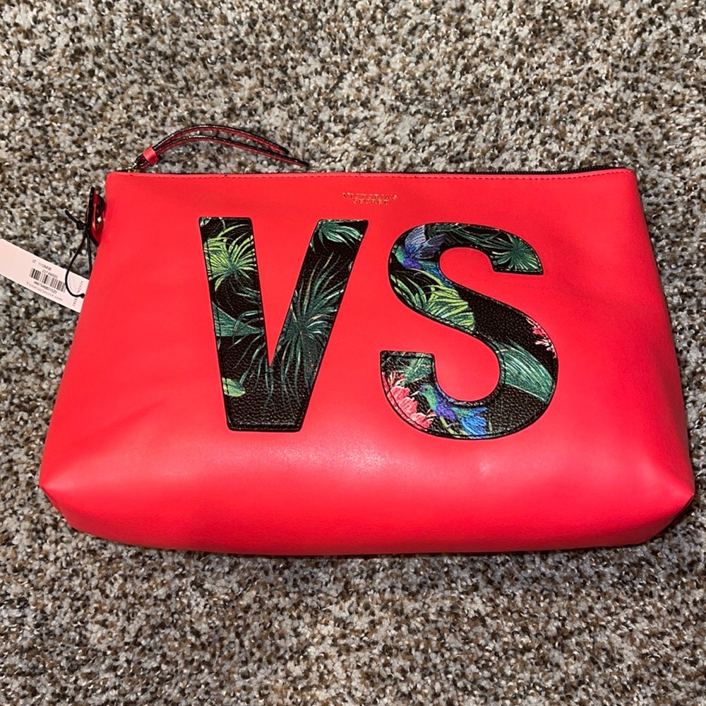 Makeup bag